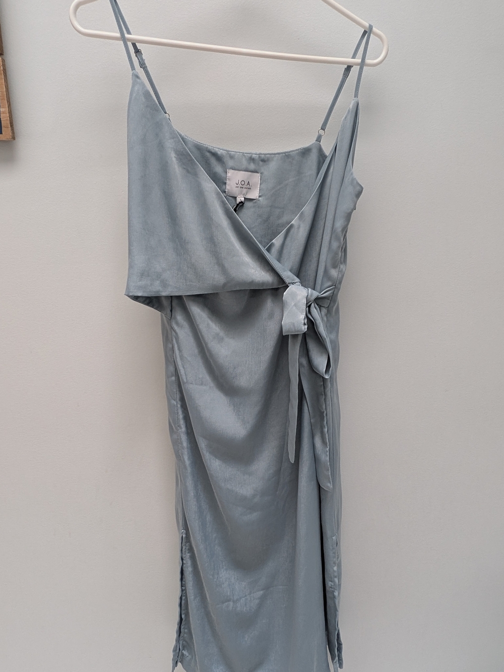 J.O.A. Just One Answer Satin Faux-Wrap Midi Dress Size Small